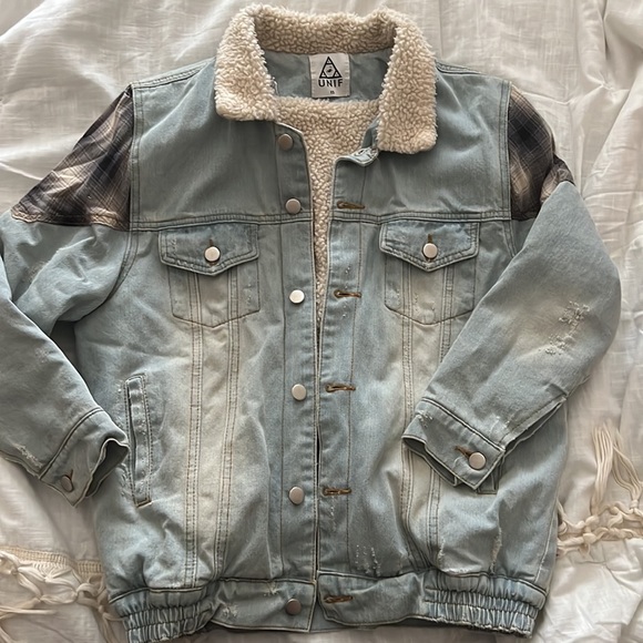 UNIF DENIM SHERPA JACKET - Picture 2 of 3